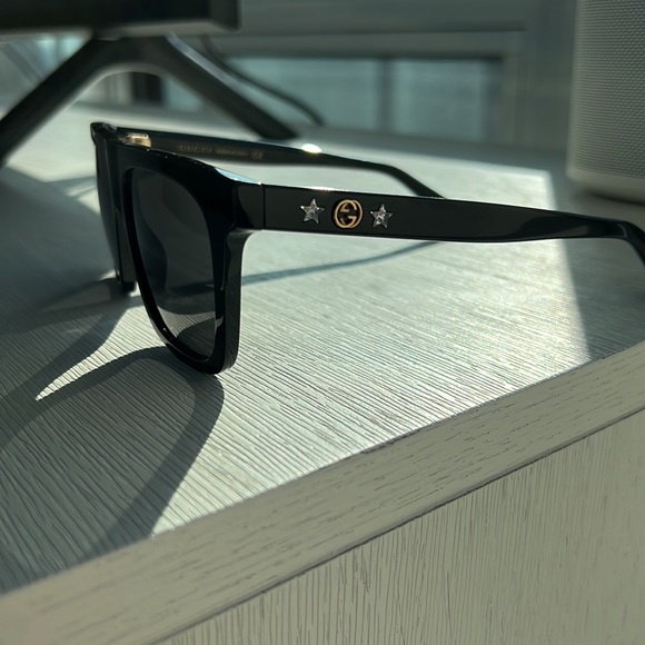 NWOT GUCCI SUNGLASSES - Picture 7 of 9